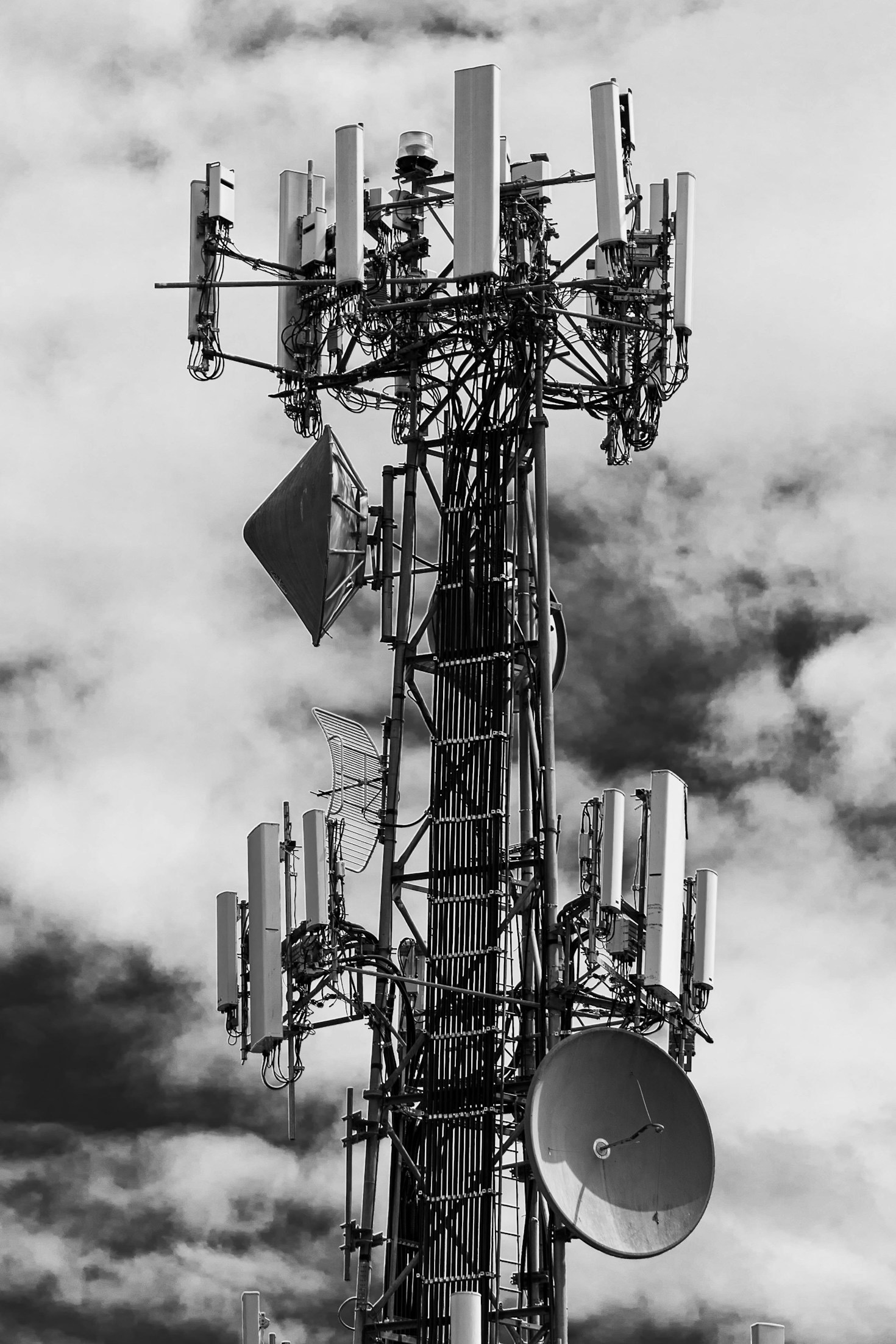 Exploring New Technologies in Amateur Radio